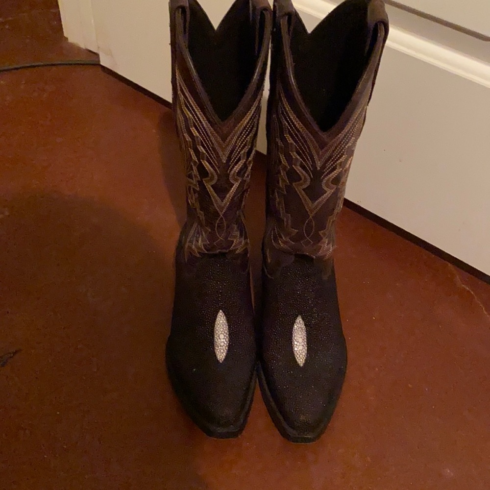 Real stingray boots